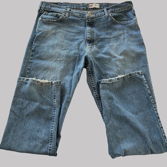 Mens 38x32 Wrangler Distressed‎ Relaxed Fit 90s Blue Gunshot Style - Picture 1 of 12